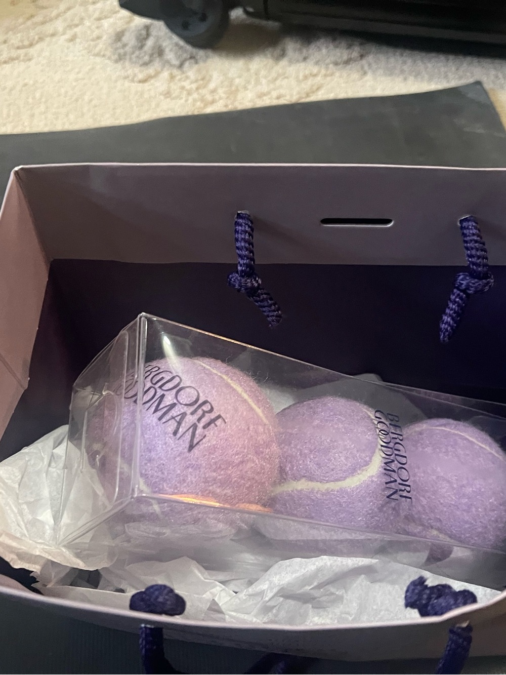 Bergdorf Goodman tennis balls and shopping bag Set - 3 Pack